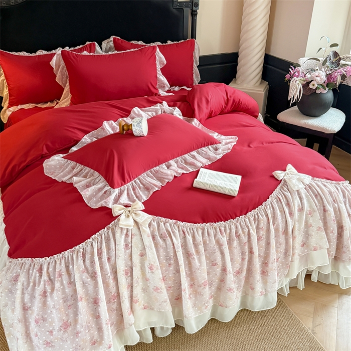 91家纺网 家纺一手货源 找家纺 富盛家纺 2026新款水洗亲肤棉雪纺蕾丝刺绣法式床裙韩版四件套 浪漫主义-大红