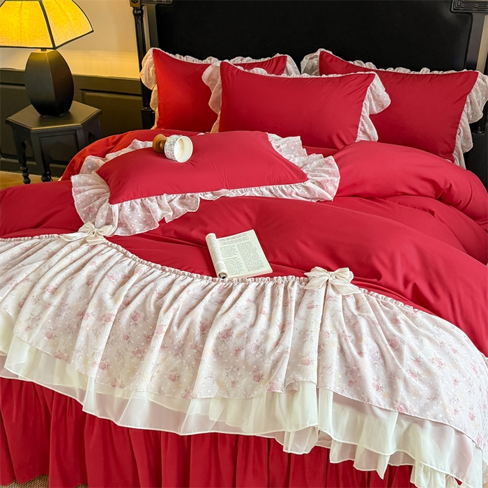 91家纺网 家纺一手货源 找家纺 富盛家纺 2026新款水洗亲肤棉雪纺蕾丝刺绣法式床裙韩版四件套 浪漫主义-大红