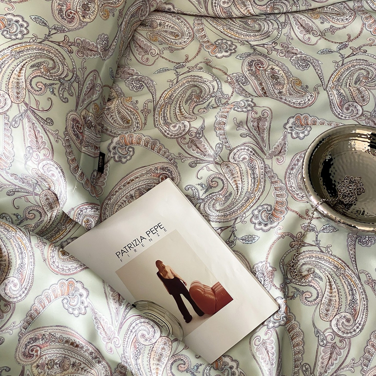 91家纺网 家纺一手货源 找家纺 丽笙被芯 2026新款A类兰精天丝数码印花Naia镂空夏被夏凉被空调被-系列二 洛琳