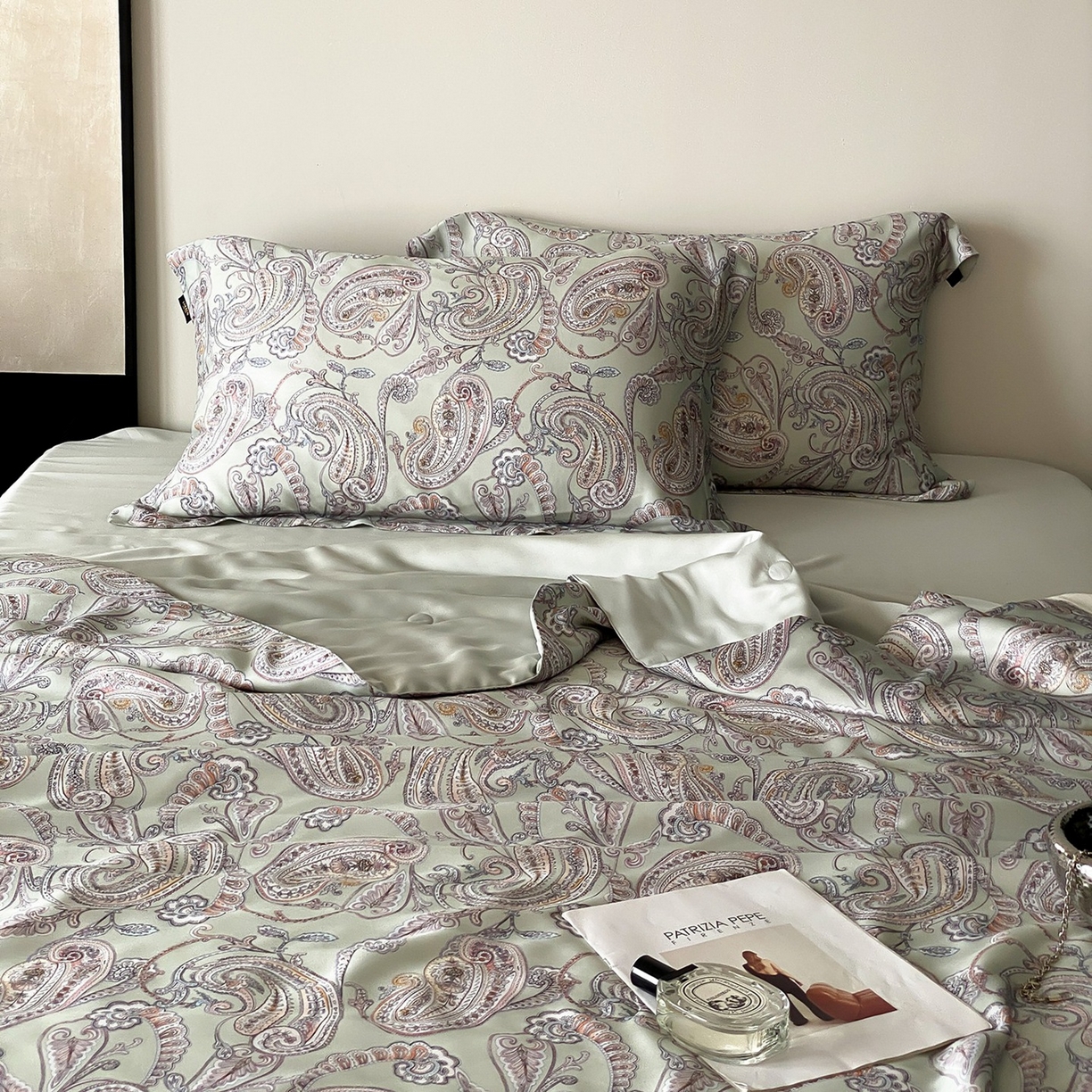 91家纺网 家纺一手货源 找家纺 丽笙被芯 2026新款A类兰精天丝数码印花Naia镂空夏被夏凉被空调被-系列二 洛琳