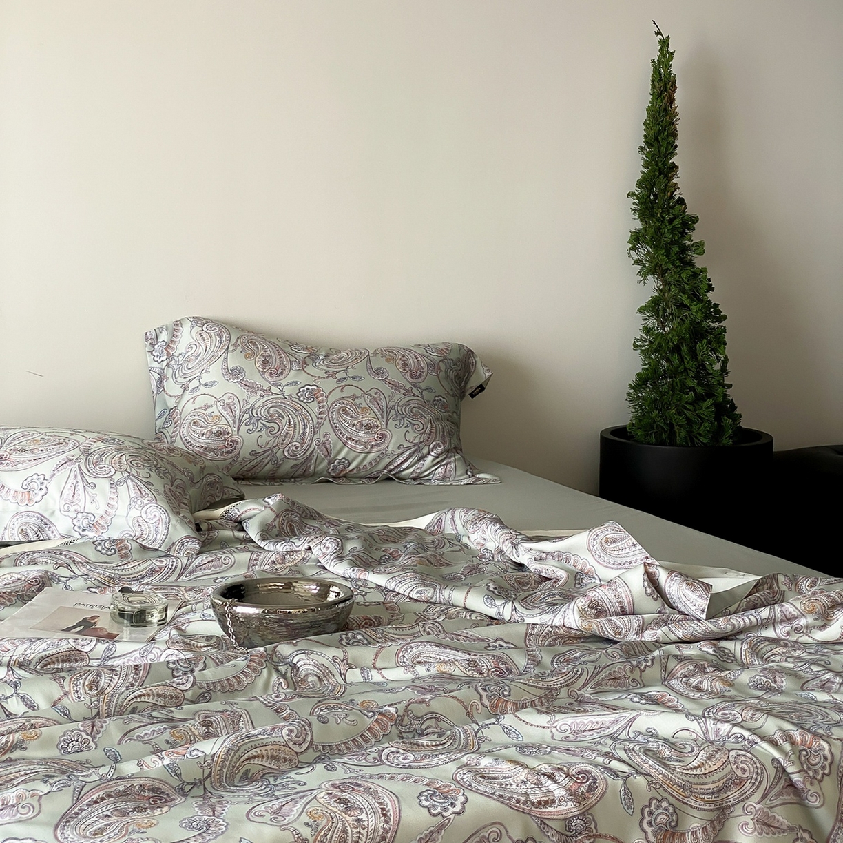 91家纺网 家纺一手货源 找家纺 丽笙被芯 2026新款A类兰精天丝数码印花Naia镂空夏被夏凉被空调被-系列二 洛琳