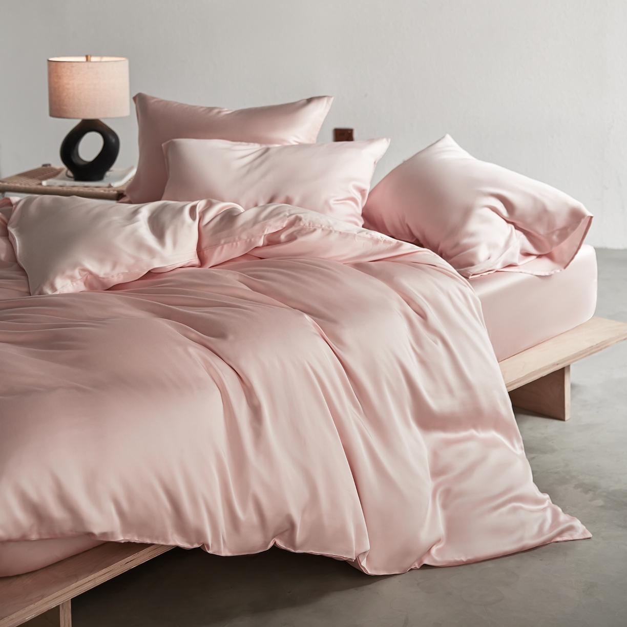 91家纺网 家纺一手货源 找家纺 轩和家居 2026新款60支奥地利兰精天丝四件套 告白粉