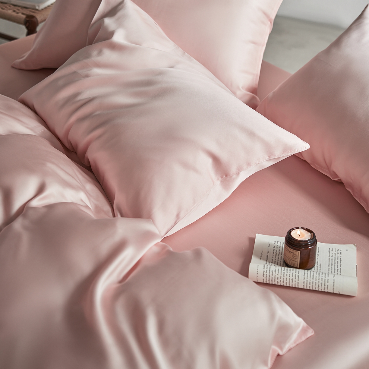 91家纺网 家纺一手货源 找家纺 轩和家居 2026新款60支奥地利兰精天丝四件套 告白粉