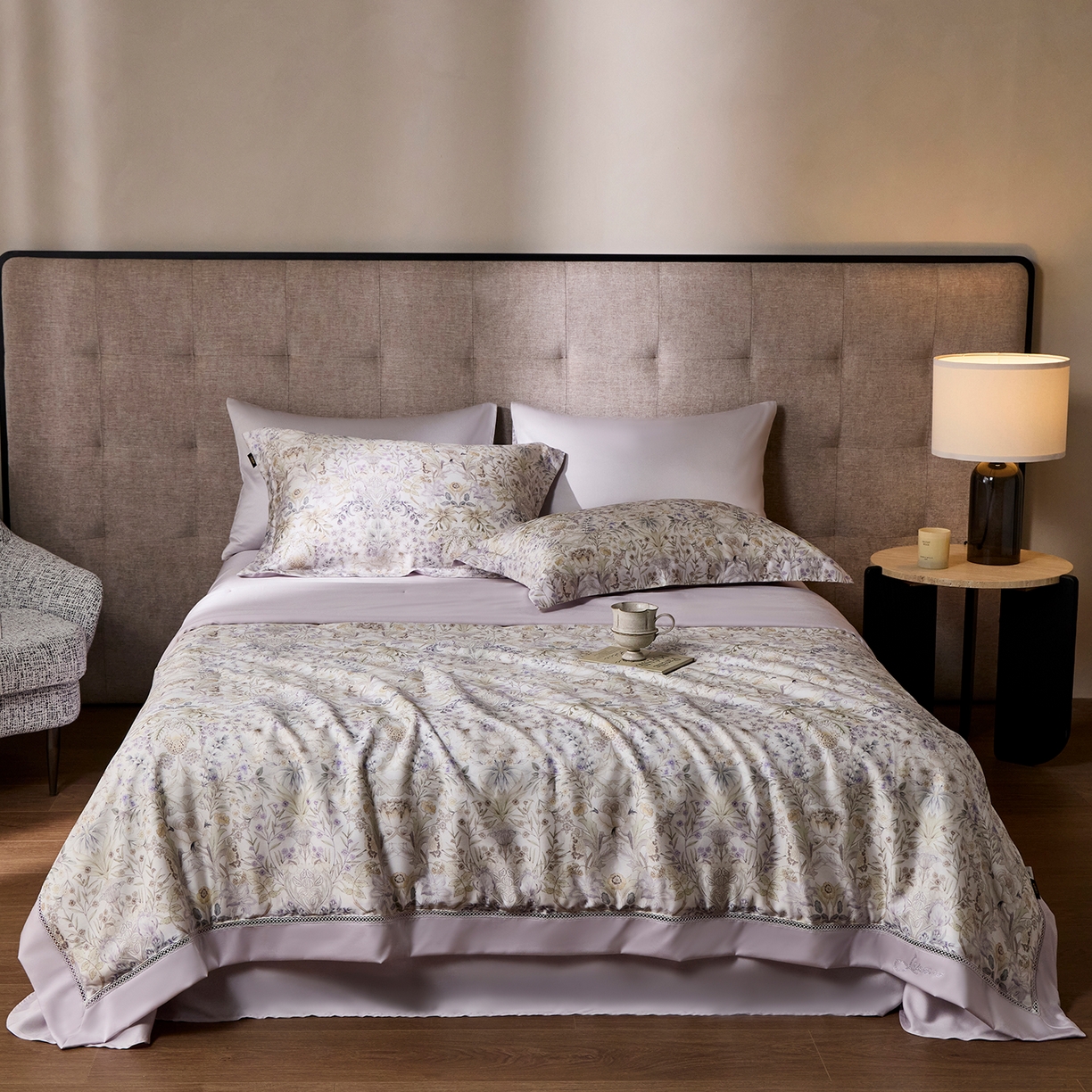 91家纺网 家纺一手货源 找家纺 丽笙被芯 2026新款兰精天丝数码印花蚕丝镂空夏被夏凉被空调被 瑞纳斯-紫