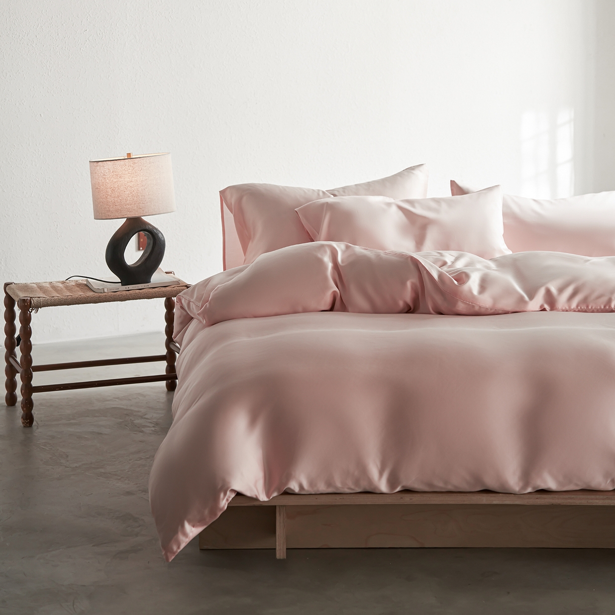 91家纺网 家纺一手货源 找家纺 轩和家居 2026新款60支奥地利兰精天丝四件套 告白粉