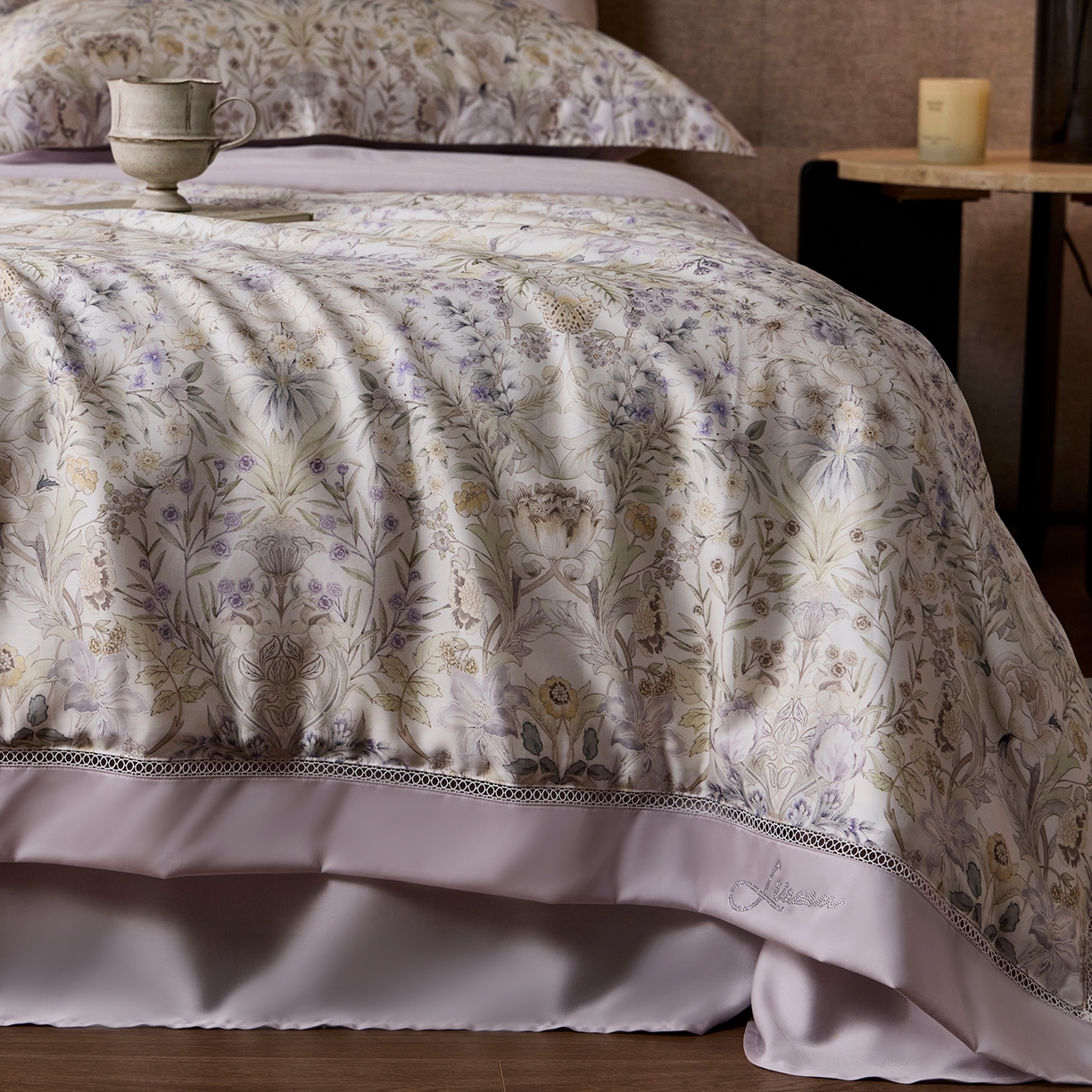 91家纺网 家纺一手货源 找家纺 丽笙被芯 2026新款兰精天丝数码印花蚕丝镂空夏被夏凉被空调被 瑞纳斯-紫