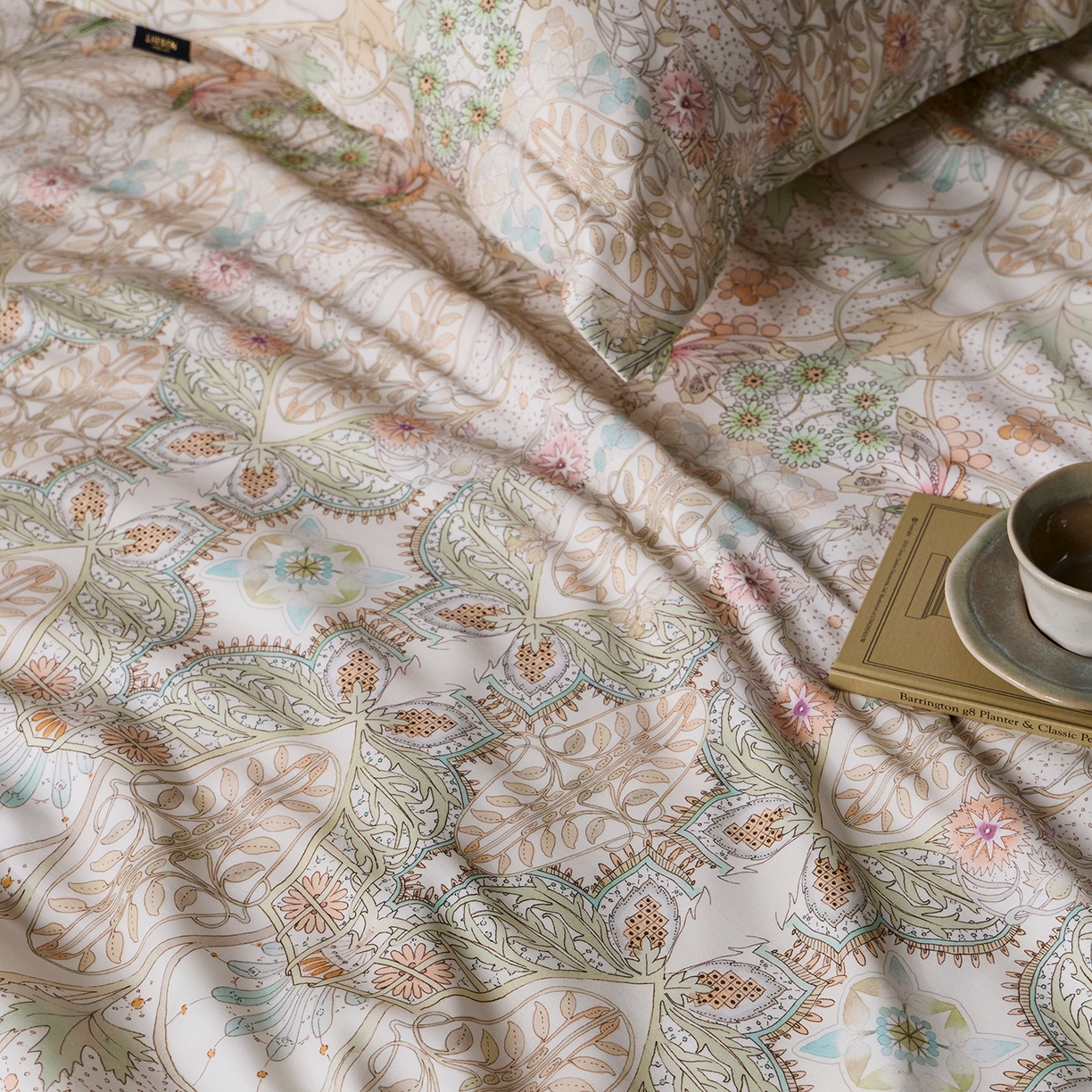 91家纺网 家纺一手货源 找家纺 丽笙被芯 2026新款兰精天丝数码印花蚕丝镂空夏被夏凉被空调被 莎布蕾