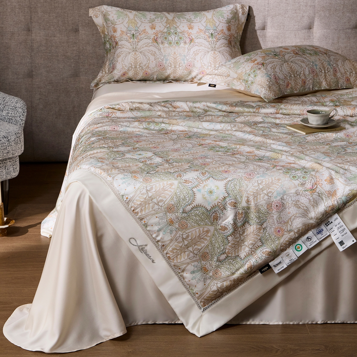 91家纺网 家纺一手货源 找家纺 丽笙被芯 2026新款兰精天丝数码印花蚕丝镂空夏被夏凉被空调被 莎布蕾