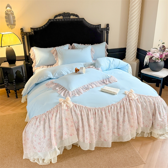 91家纺网 家纺一手货源 找家纺 富盛家纺 2026新款水洗亲肤棉雪纺蕾丝刺绣法式床裙韩版四件套 浪漫主义-蓝