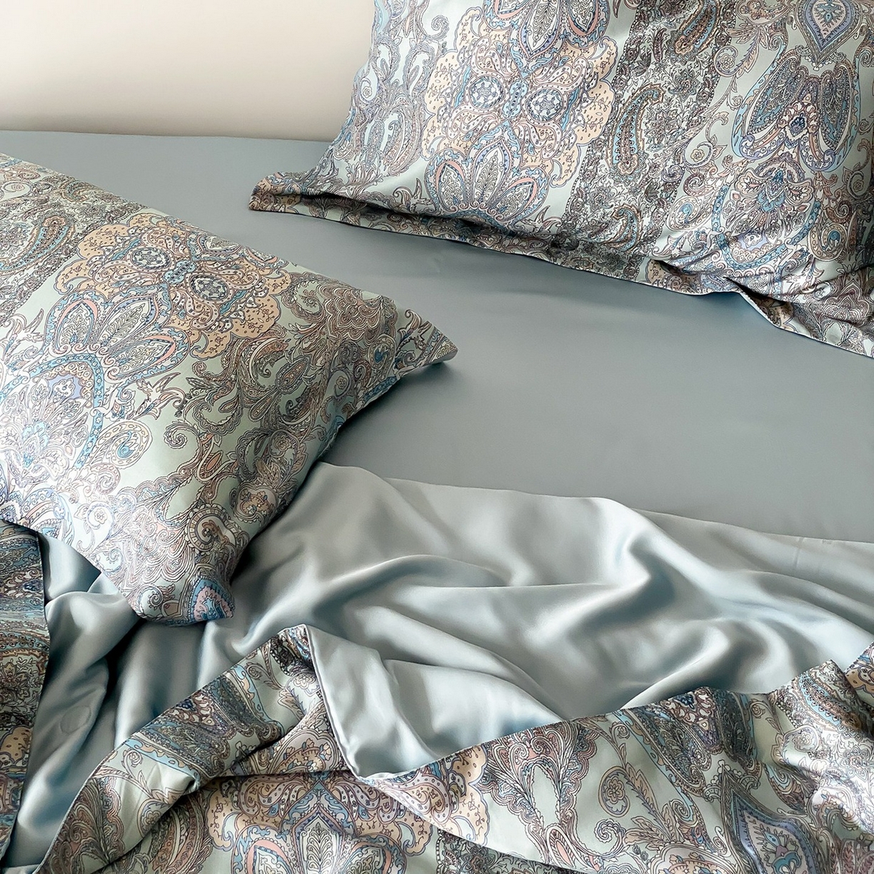 91家纺网 家纺一手货源 找家纺 丽笙被芯 2026新款A类兰精天丝数码印花Naia镂空夏被夏凉被空调被-系列二 娜莉斯