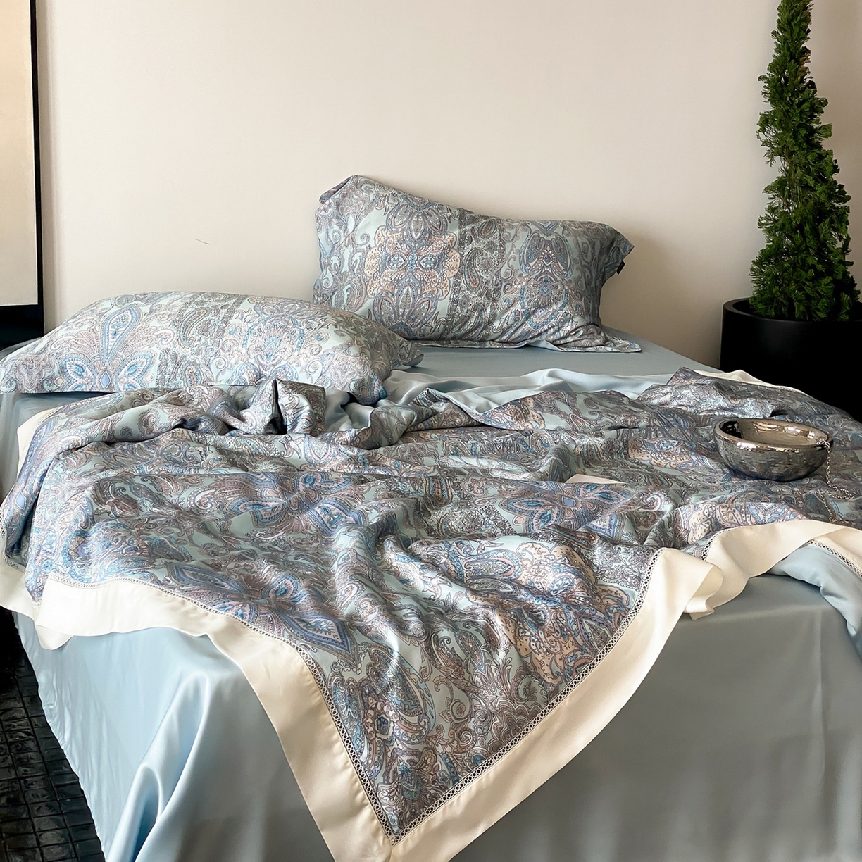 91家纺网 家纺一手货源 找家纺 丽笙被芯 2026新款A类兰精天丝数码印花Naia镂空夏被夏凉被空调被-系列二 娜莉斯