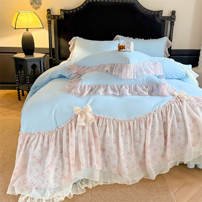 91家纺网 家纺一手货源 找家纺 富盛家纺 2026新款水洗亲肤棉雪纺蕾丝刺绣法式床裙韩版四件套 浪漫主义-蓝