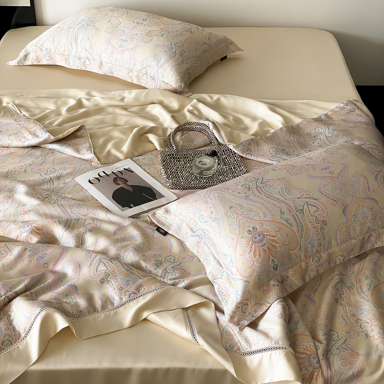 91家纺网 家纺一手货源 找家纺 丽笙被芯 2026新款A类兰精天丝数码印花Naia镂空夏被夏凉被空调被-系列二 切尔西