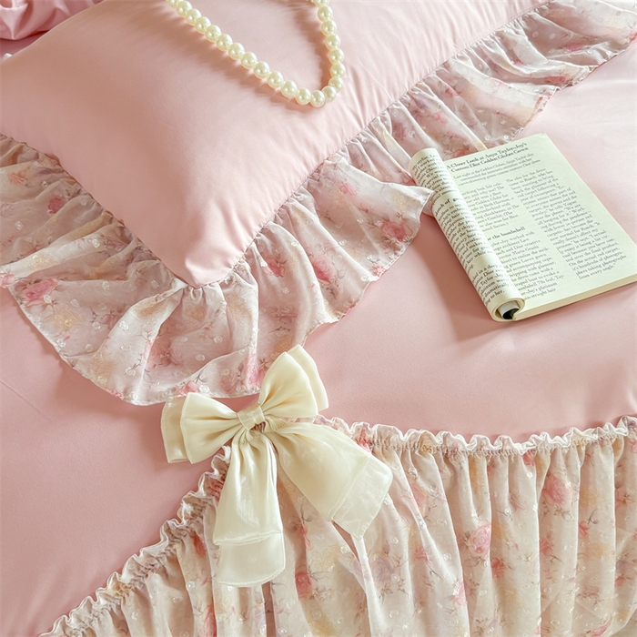 91家纺网 家纺一手货源 找家纺 富盛家纺 2026新款水洗亲肤棉雪纺蕾丝刺绣法式床裙韩版四件套 浪漫主义-豆沙