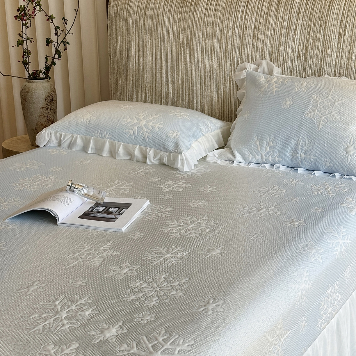 91家纺网 家纺一手货源 找家纺 傲蕾良品 2026新款韩国高分子冰丝软凉席【床裙款】 冰雪奇缘