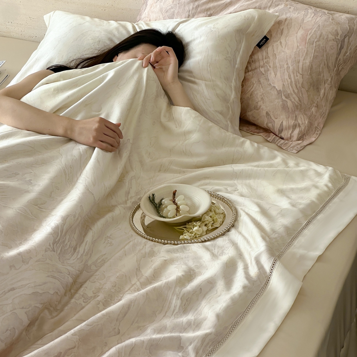 91家纺网 家纺一手货源 找家纺 丽笙被芯 2026新款A类兰精天丝数码印花Naia镂空夏被夏凉被空调被-系列二 瑟拉