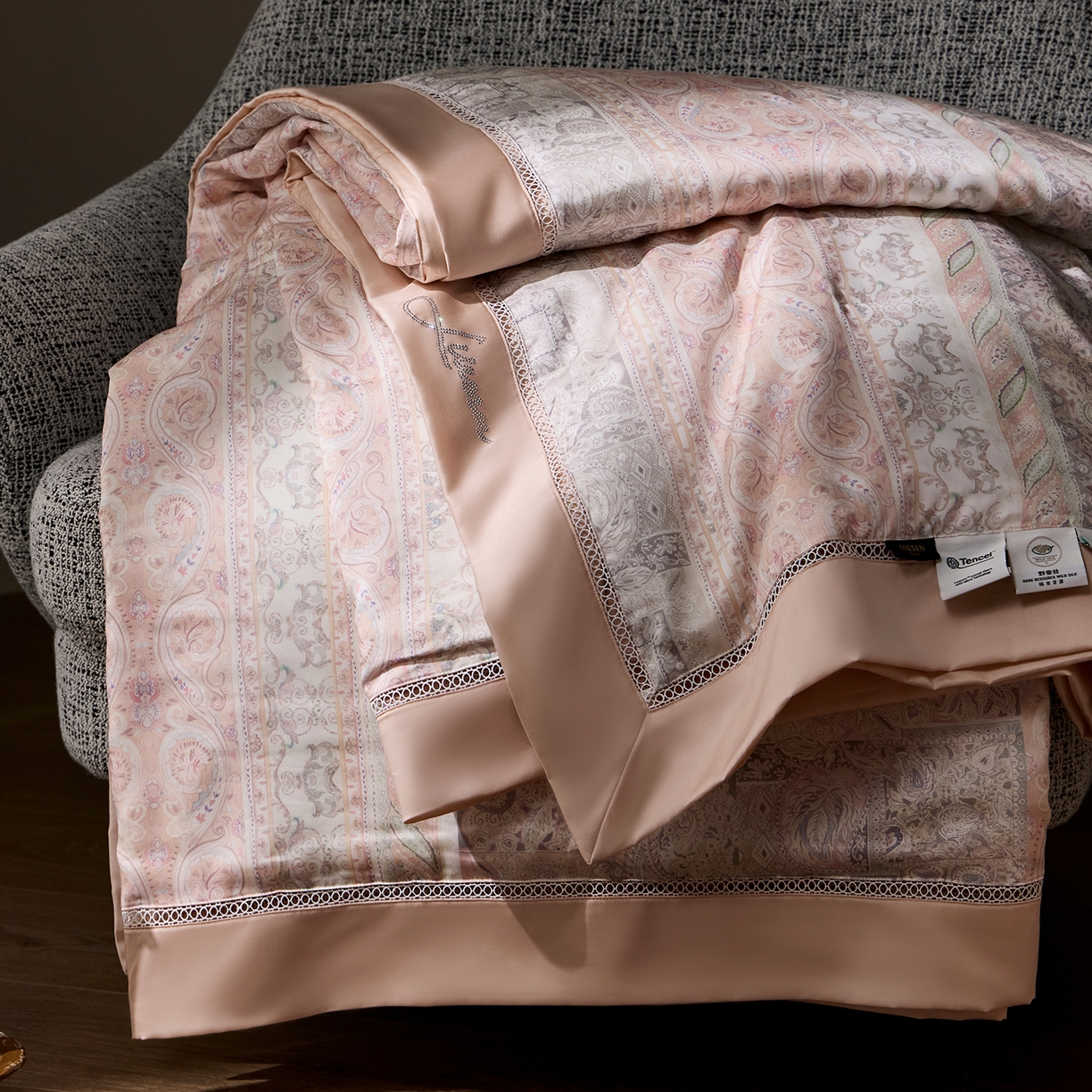 91家纺网 家纺一手货源 找家纺 丽笙被芯 2026新款兰精天丝数码印花蚕丝镂空夏被夏凉被空调被 伊莉安