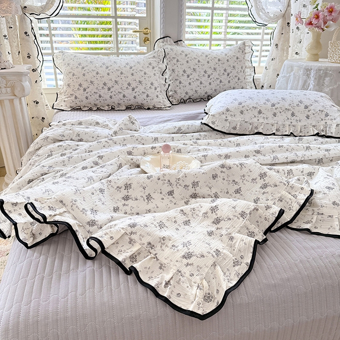 91家纺网 家纺一手货源 找家纺 韩约家纺 2026春夏新款皱皱纱床盖款夏被夏凉被空调被四件套 花语