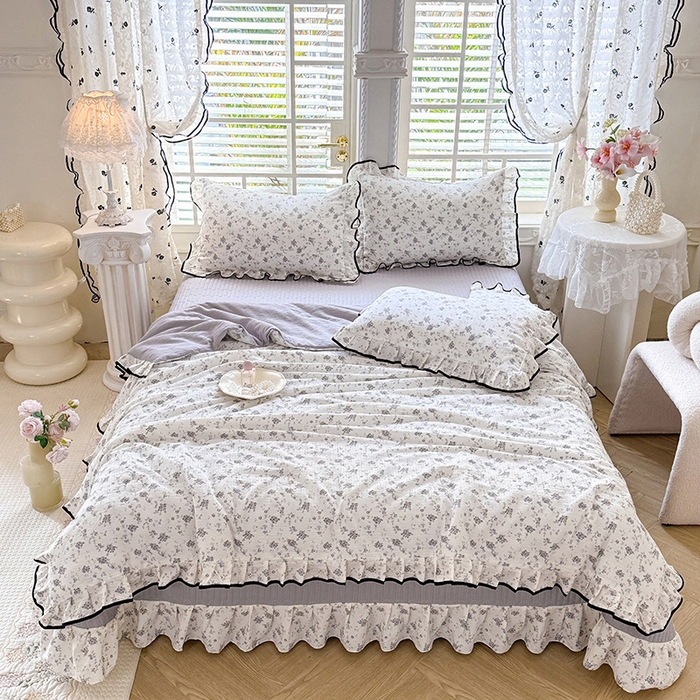 91家纺网 家纺一手货源 找家纺 韩约家纺 2026春夏新款皱皱纱床盖款夏被夏凉被空调被四件套 花语