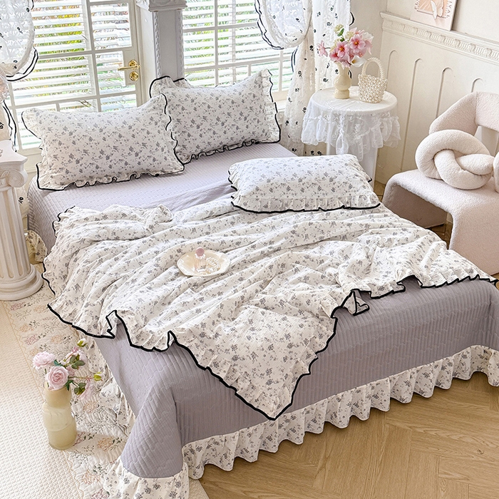 91家纺网 家纺一手货源 找家纺 韩约家纺 2026春夏新款皱皱纱床盖款夏被夏凉被空调被四件套 花语