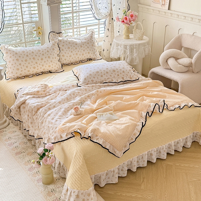 91家纺网 家纺一手货源 找家纺 韩约家纺 2026春夏新款皱皱纱床盖款夏被夏凉被空调被四件套 佳期如梦