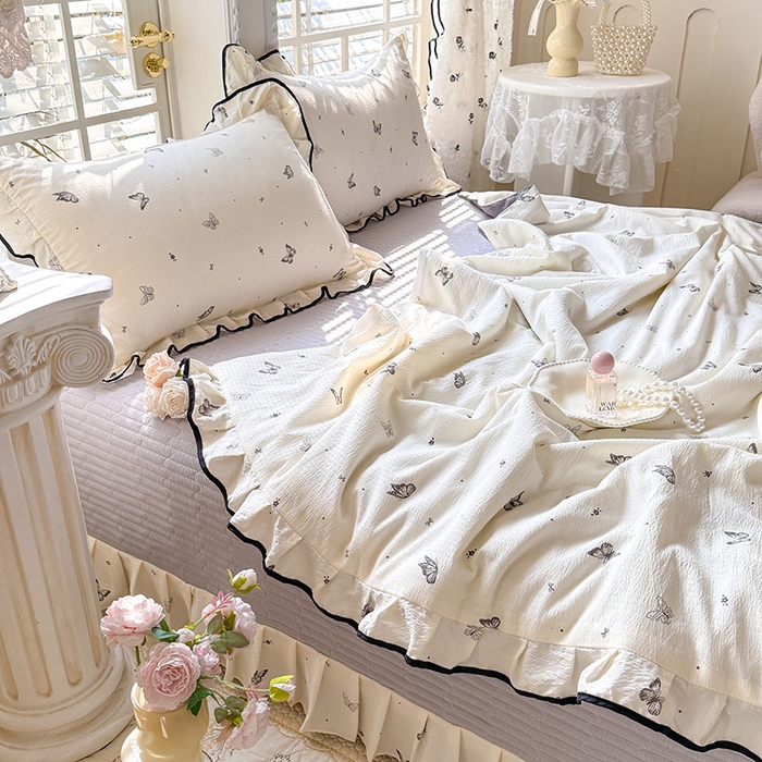 91家纺网 家纺一手货源 找家纺 韩约家纺 2026春夏新款皱皱纱床盖款夏被夏凉被空调被四件套 梦蝶