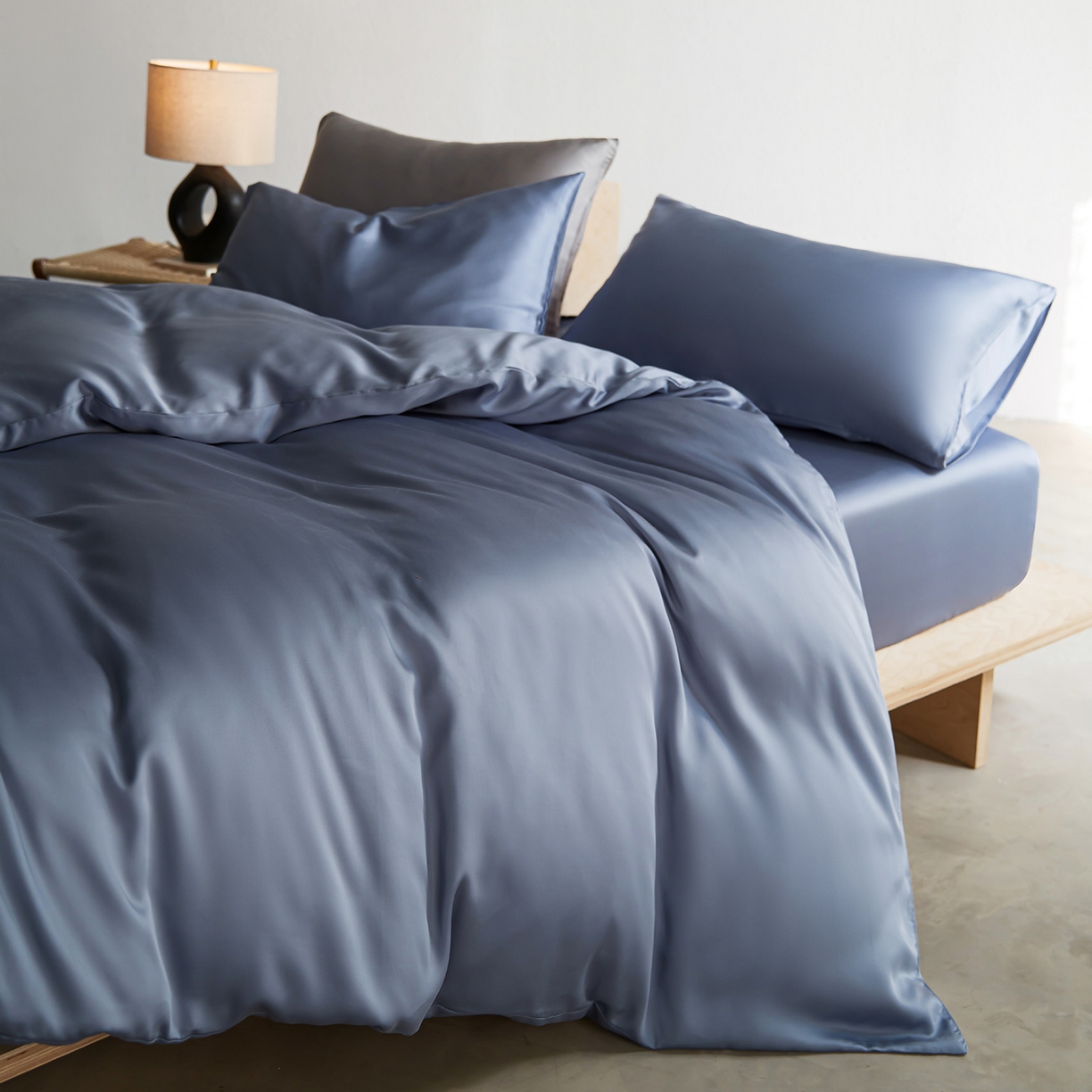 91家纺网 家纺一手货源 找家纺 轩和家居 2026新款60支奥地利兰精天丝四件套 劳伦蓝