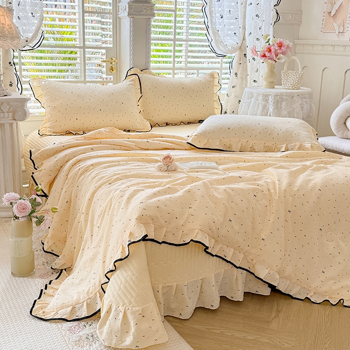 91家纺网 家纺一手货源 找家纺 韩约家纺 2026春夏新款皱皱纱床盖款夏被夏凉被空调被四件套 蜡笔画