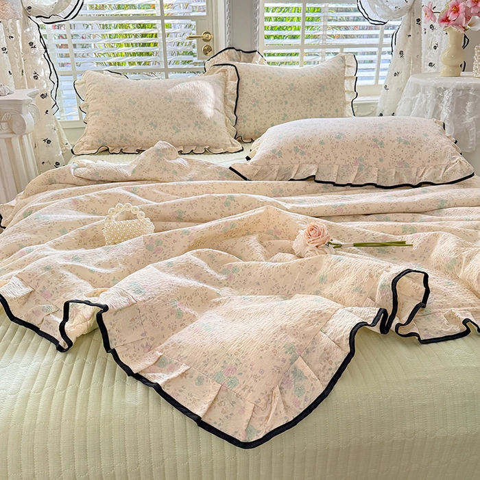 91家纺网 家纺一手货源 找家纺 韩约家纺 2026春夏新款皱皱纱床盖款夏被夏凉被空调被四件套 蔷薇花开