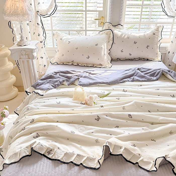 91家纺网 家纺一手货源 找家纺 韩约家纺 2026春夏新款皱皱纱床盖款夏被夏凉被空调被四件套 梦蝶