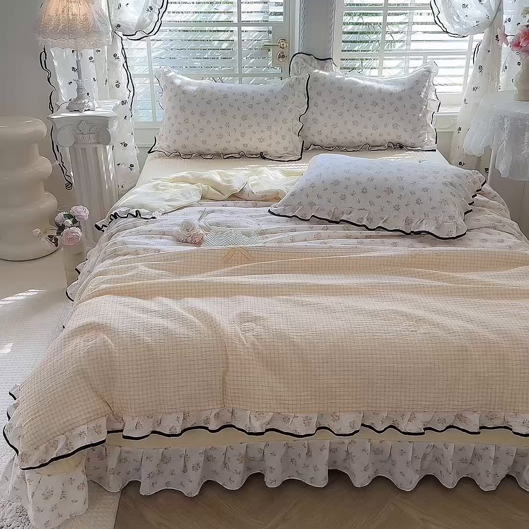 91家纺网 家纺一手货源 找家纺 韩约家纺 2026春夏新款皱皱纱床盖款夏被夏凉被空调被四件套 佳期如梦