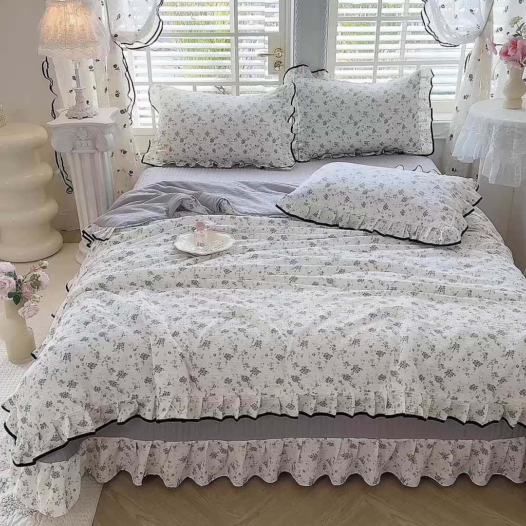 91家纺网 家纺一手货源 找家纺 韩约家纺 2026春夏新款皱皱纱床盖款夏被夏凉被空调被四件套 花语