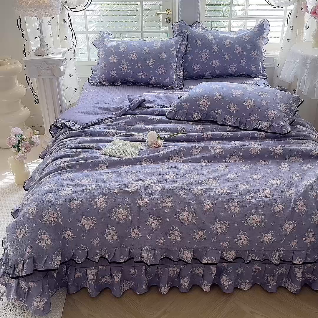 91家纺网 家纺一手货源 找家纺 韩约家纺 2026春夏新款皱皱纱床盖款夏被夏凉被空调被四件套 花开半夏