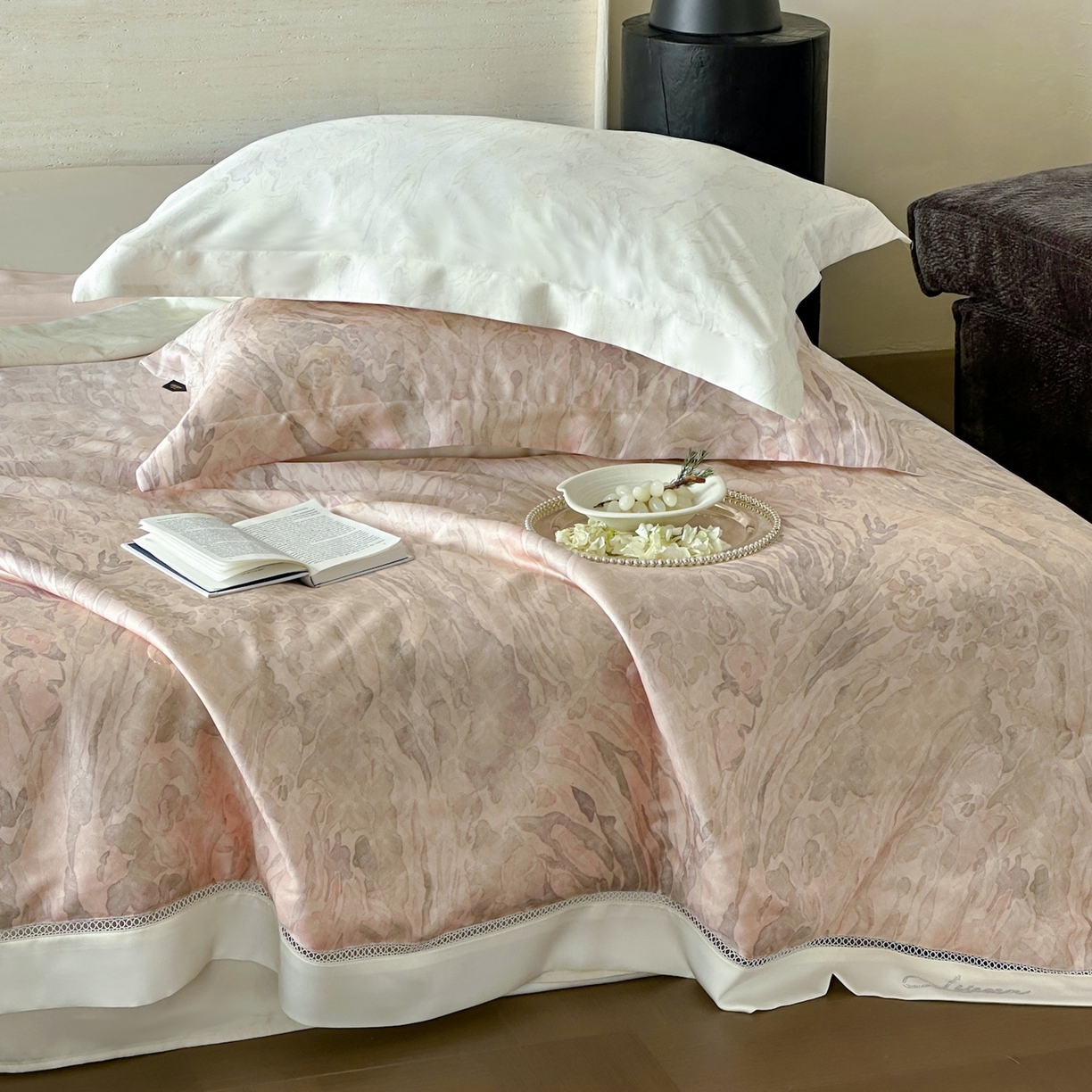 91家纺网 家纺一手货源 找家纺 丽笙被芯 2026新款A类兰精天丝数码印花Naia镂空夏被夏凉被空调被-系列二 星暖-橙