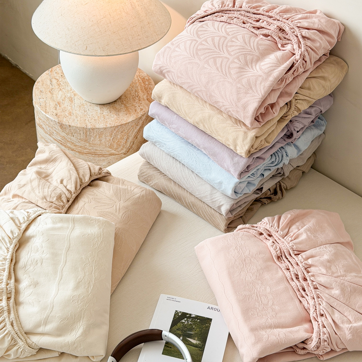 91家纺网 家纺一手货源 找家纺 （总）眠博士 2026新款60S水洗立体提花床笠-场景二