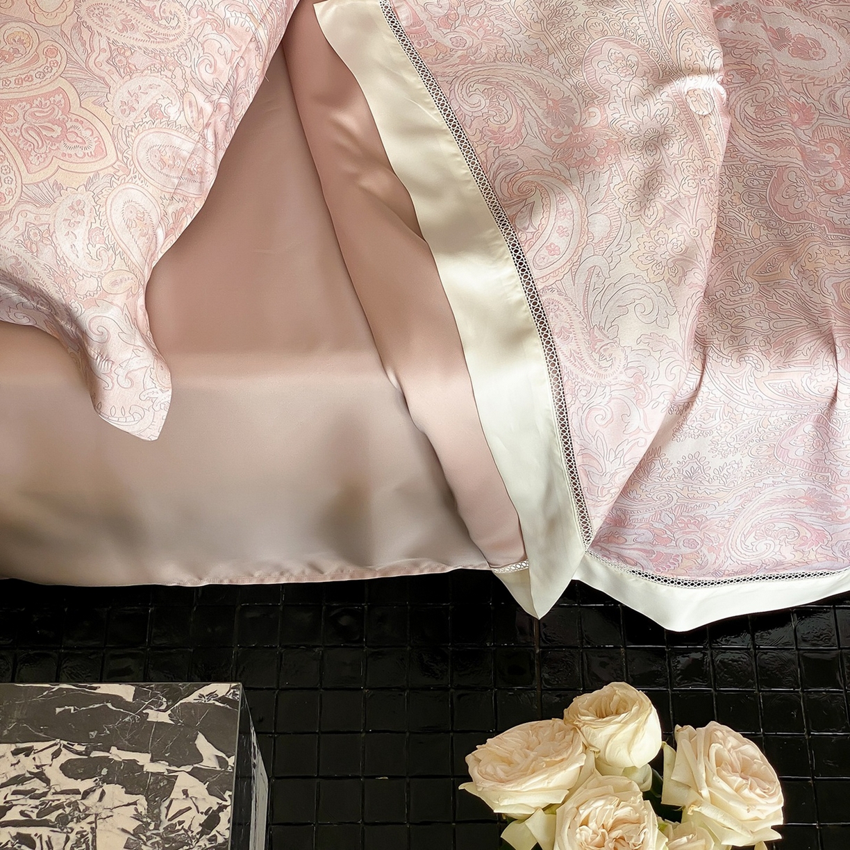 91家纺网 家纺一手货源 找家纺 丽笙被芯 2026新款A类兰精天丝数码印花Naia镂空夏被夏凉被空调被-系列二 悠觅