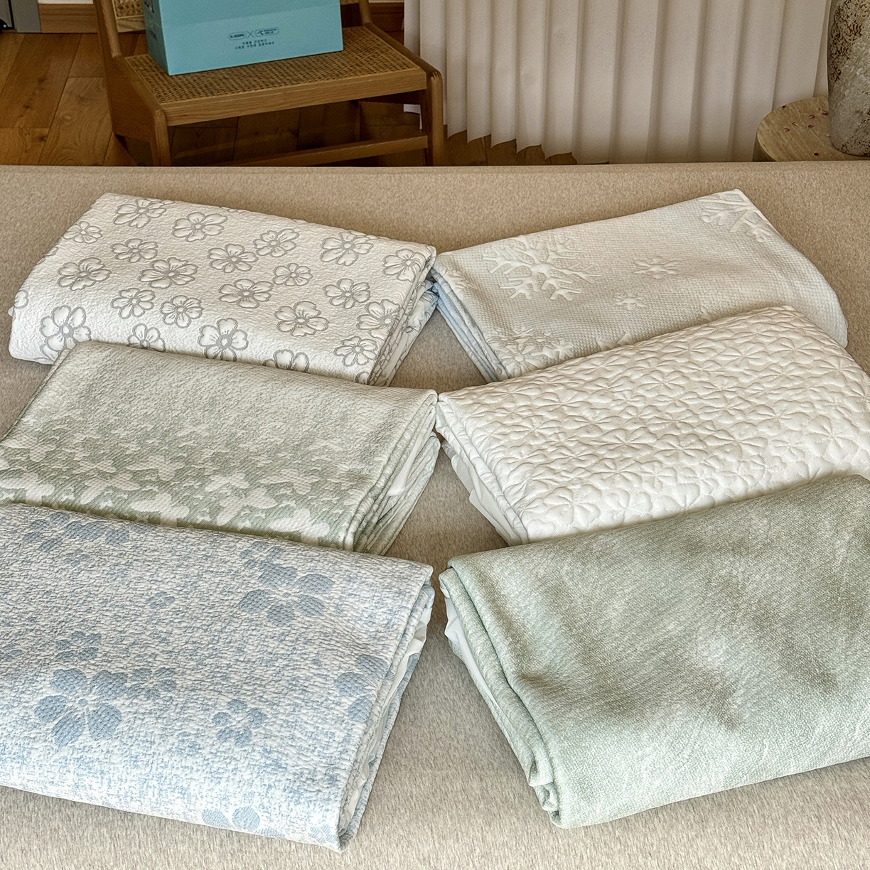 91家纺网 家纺一手货源 找家纺 傲蕾良品 2026新款韩国高分子冰丝软凉席【床裙款】 合集