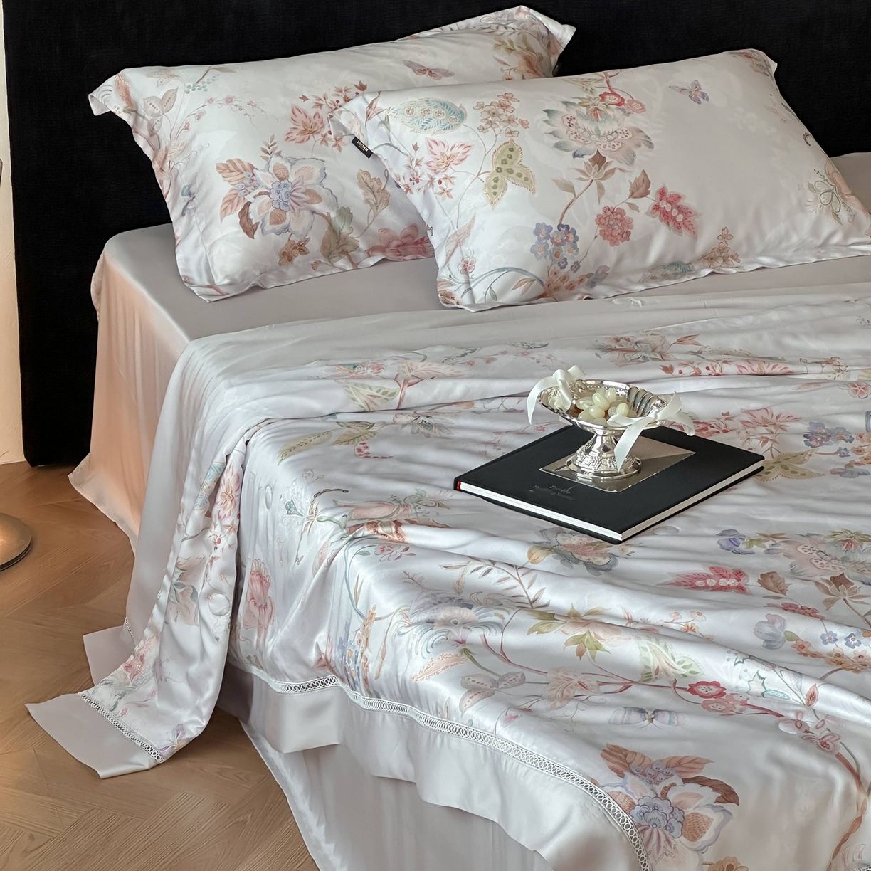 91家纺网 家纺一手货源 找家纺 丽笙被芯 2026新款A类兰精天丝数码印花Naia镂空夏被夏凉被空调被-系列二 韵色