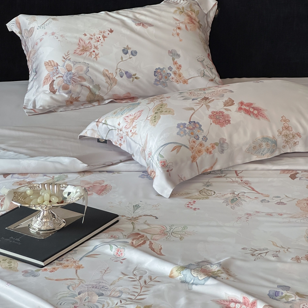 91家纺网 家纺一手货源 找家纺 丽笙被芯 2026新款A类兰精天丝数码印花Naia镂空夏被夏凉被空调被-系列二 韵色