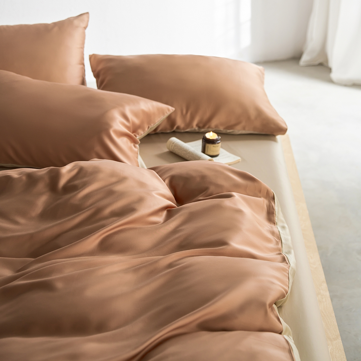 91家纺网 家纺一手货源 找家纺 轩和家居 2026新款60支奥地利兰精天丝四件套 拿铁咖+铂光金