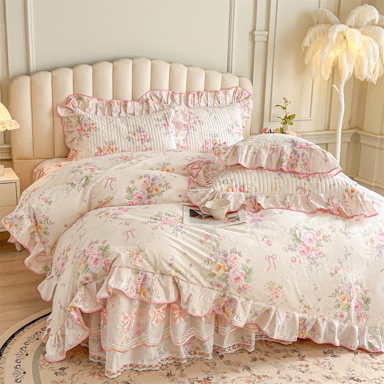 91家纺网 家纺一手货源 找家纺 宜凡家纺 2026新款全棉印花公主风夹棉床裙四件套 玉容昭婉