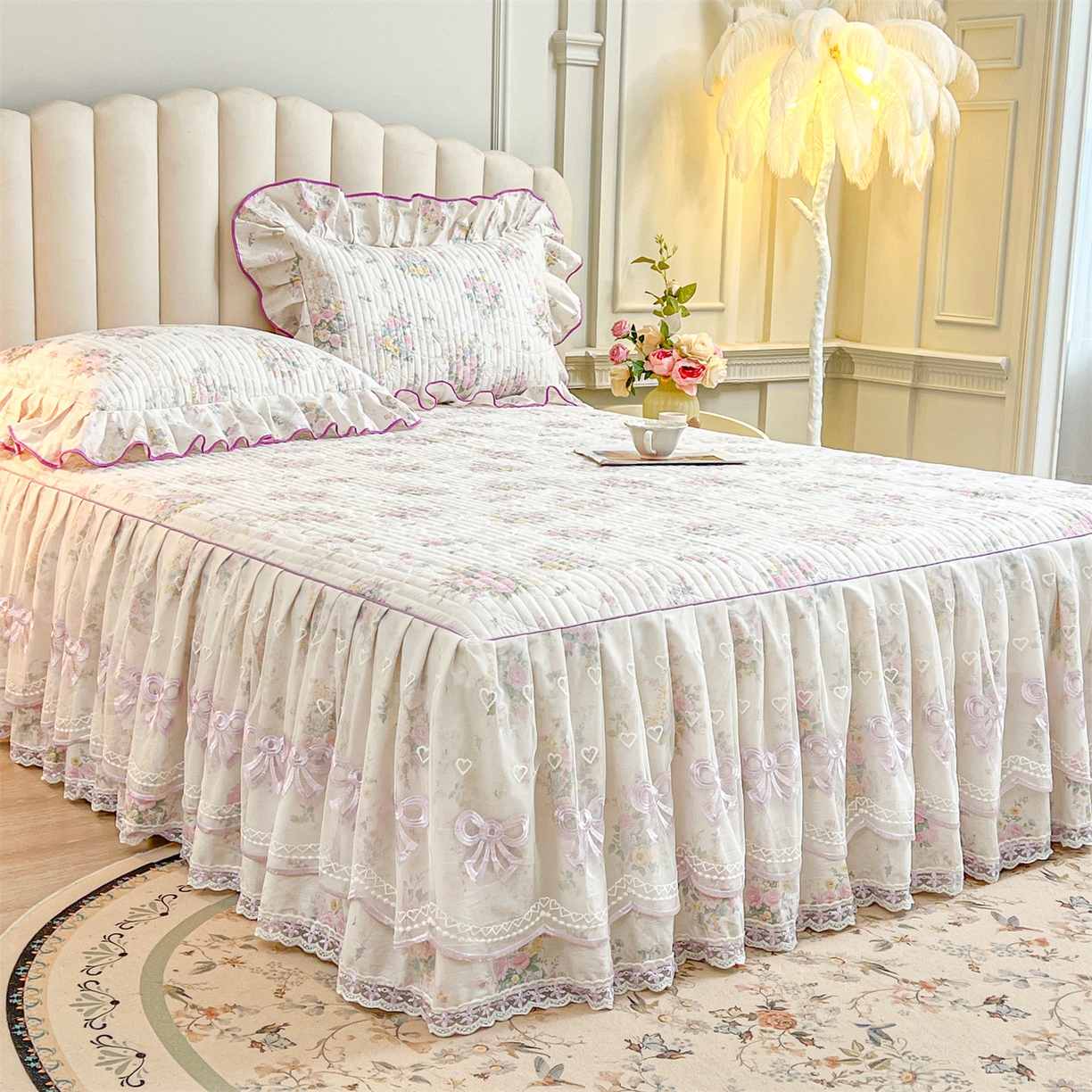 91家纺网 家纺一手货源 找家纺 宜凡家纺 2026新款全棉印花公主风夹棉床裙四件套 镜花映月