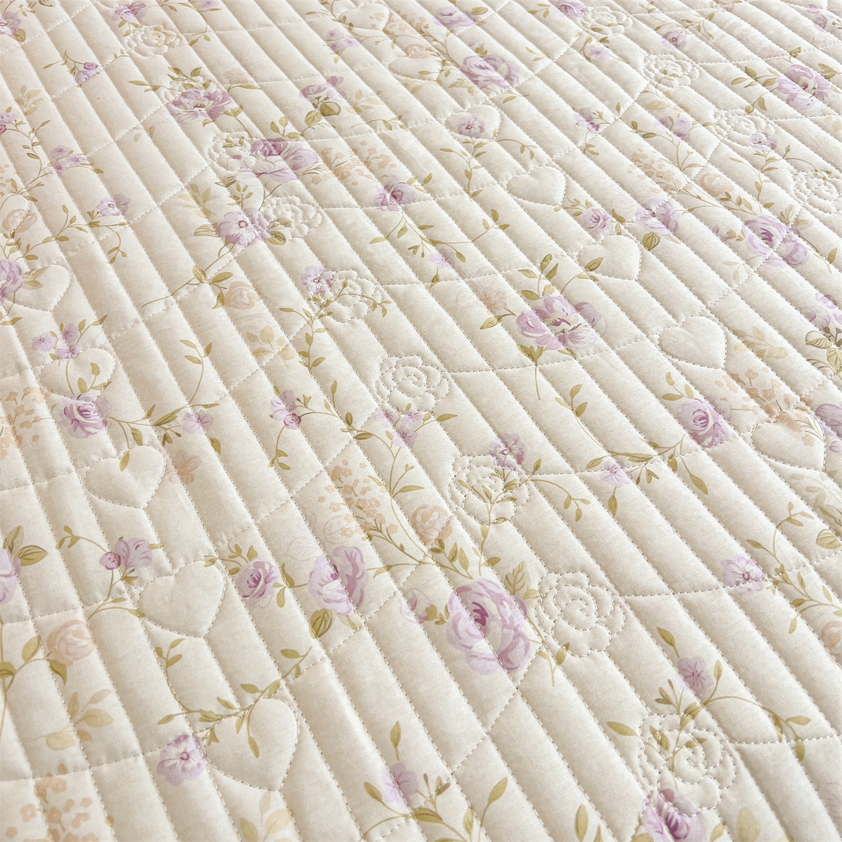 91家纺网 家纺一手货源 找家纺 （总）宜凡家纺 2026新款全棉印花公主风夹棉床裙三件套