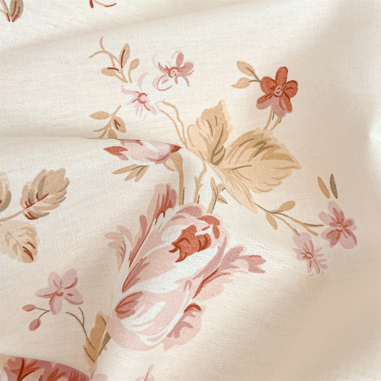 91家纺网 家纺一手货源 找家纺 宜凡家纺 2026新款全棉公主风单层床裙三件套 水苏栀清