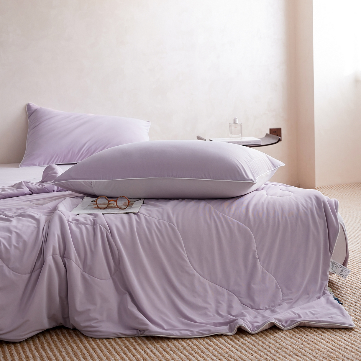 91家纺网 家纺一手货源 找家纺 丽笙被芯 2026新款冷暖深睡控温夏被夏凉被空调被 豆蔻紫