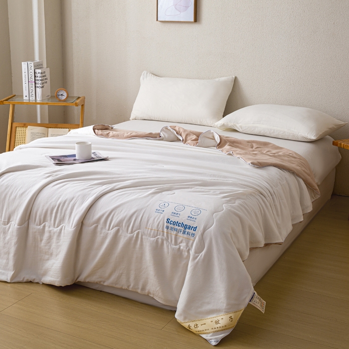 91家纺网 家纺一手货源 找家纺 红日子纺织品 2026新款A类水洗棉冰淇淋夏被空调被 卡其白