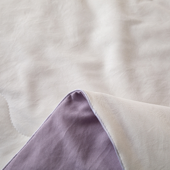 91家纺网 家纺一手货源 找家纺 红日子纺织品 2026新款A类水洗棉冰淇淋夏被空调被 紫拼白