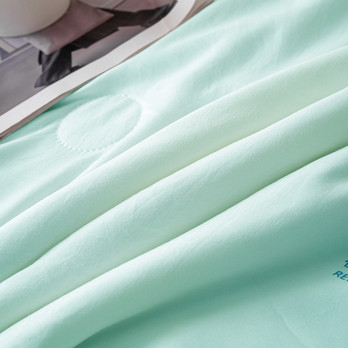 91家纺网 家纺一手货源 找家纺 红日子纺织品 2026新款A类水洗棉冰淇淋夏被空调被 绿拼灰