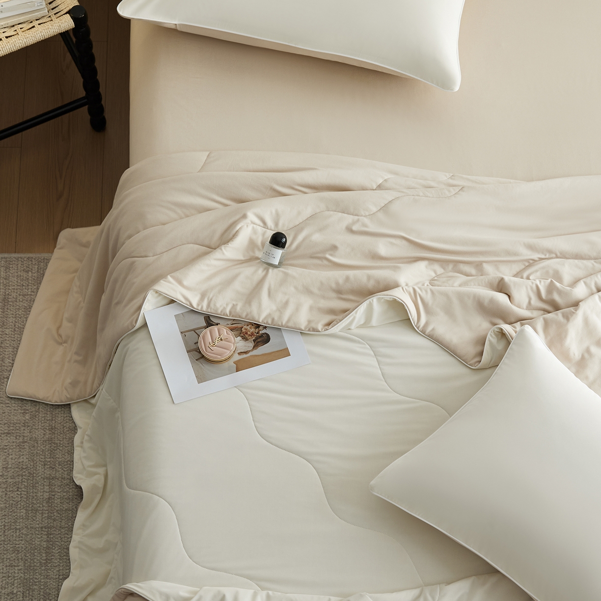 91家纺网 家纺一手货源 找家纺 丽笙被芯 2026新款冷暖深睡控温夏被夏凉被空调被 黎明白