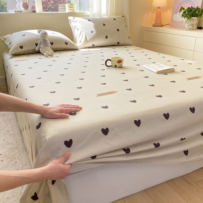 91家纺网 家纺一手货源 找家纺 红日子纺织品 2026新款全棉纯棉单床单 迷你爱心